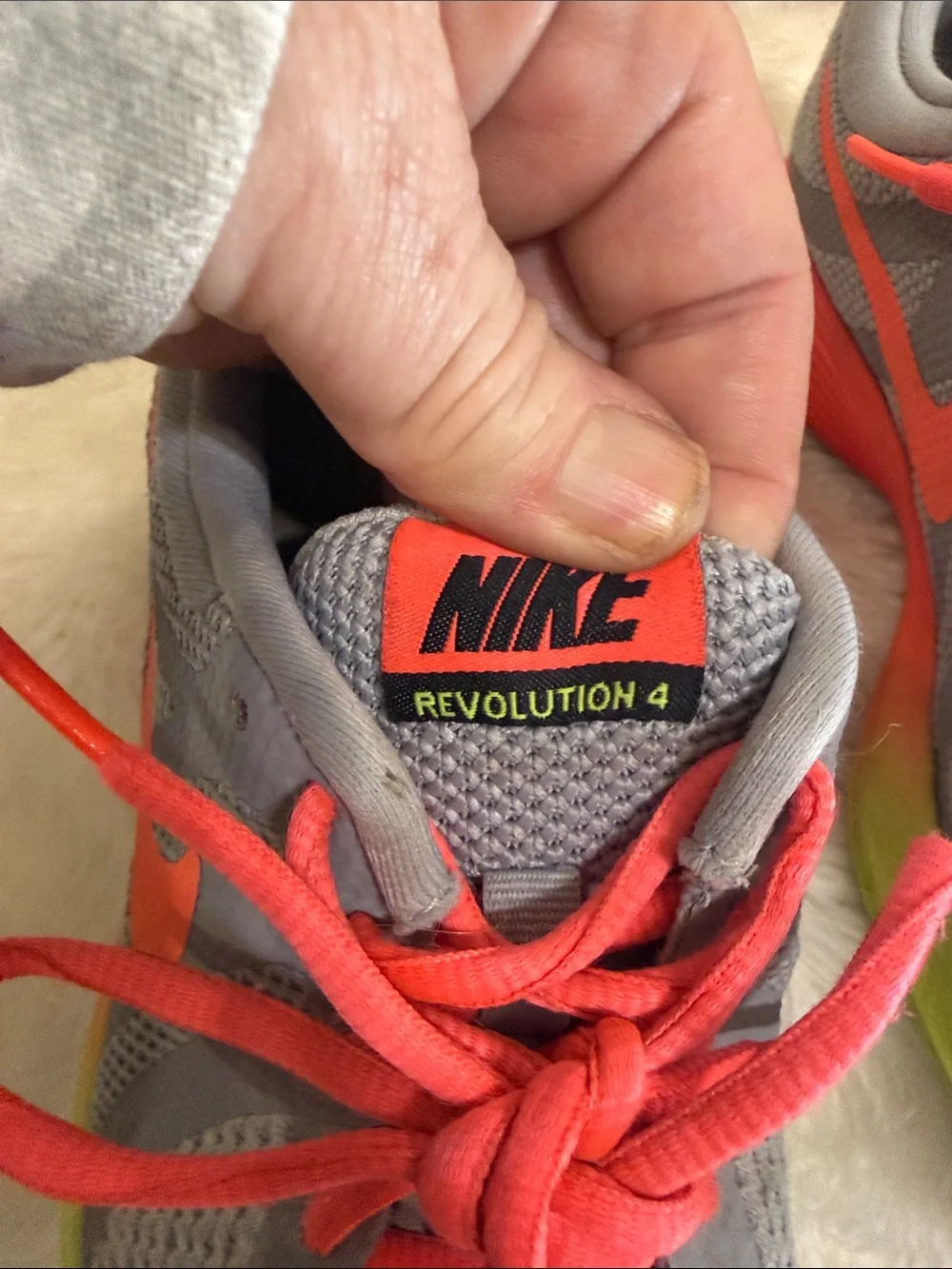 Nike Revolution 4 Running Shoes Gray Neon Coral Lime Girls 6Y Womens 7.5 - Picture 6 of 7